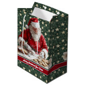 Chic Gift Wrap Bag Santa Claus Christmas Medium Cadeauzakje (Voorkant Gekanteld)