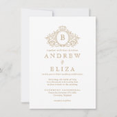 Chic Gold Monogram Crest Wedding Uitnodiging (Voorkant)