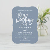 Chic Hand Lettered Wedding Invitation Dusty Blue Kaart (Staand voorkant)