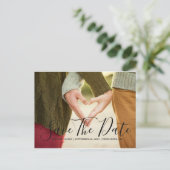 Chic Hand Lettert Manuscript sparen de Datum Uitnodiging Briefkaart (Staand voorkant)