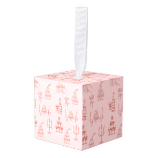 chic kubus ornament