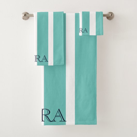 Chic Ligne Monogramme Vert Sauge (En situation)