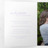 Chic Lila foto Moderne bruiloft Drieluik Uitnodiging (Binnenzijde eerst)