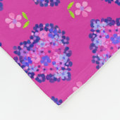 Chic Magenta Hearts and Flowers Fleece Blanket (Hoek)