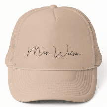 Chic meneer of mevrouw achternaam geborduurd honkb