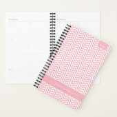 Chic moderne Chevron Zigzag Blush Rose Girl Script (Devant avec enveloppe)
