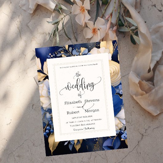 Chic Navy Blue Cream Flowers Faire-part de mariage