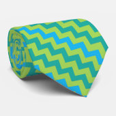 Chic Necktie: Blue Green Emerald Diagonal Chevrons Stropdas (Opgerold)