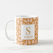 Chic Neutral Leopard Spots Custom Name Mug (Gauche)