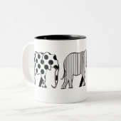 Chic, Olifanten Patroon, Zwart en Wit Tweekleurige Koffiemok (Voorkant links)