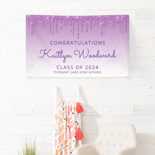 Chic Paarse Glitter Drip Afstuderen Banner (Insitu)