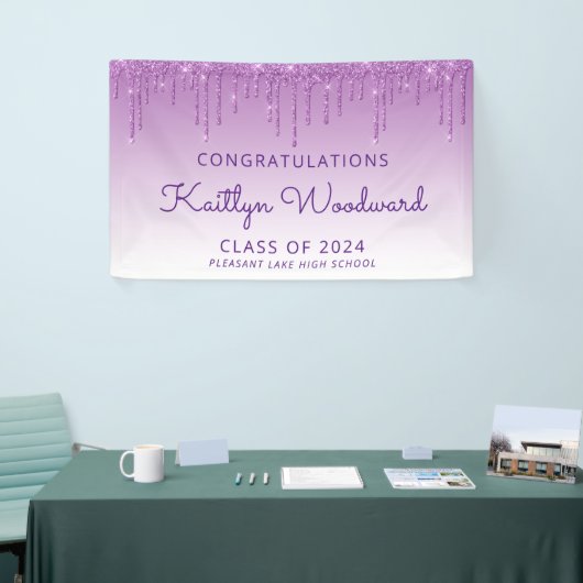 Chic Paarse Glitter Drip Afstuderen Banner (Beurs)
