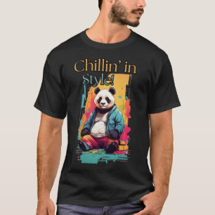 Chic Panda Charm Kleurrijke Zittende Panda Art T-shirt