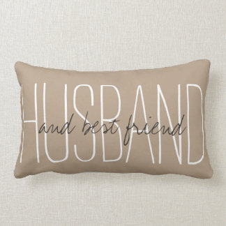 CHIC PILLOW_"HUSBAND...en beste vriend" OP ALMOND Kussen