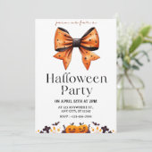 Chic Polka Dot Bow Invitation de la fête d'Hallowe (Debout devant)