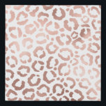Chic Rose Gold Leopard Cheetah Poster de animal<br><div class="desc">Ce design élégant et chic est parfait pour la fashionista moderne. Il présente un poster de animal safari léopard/cheetah dessiné à la main sur un arrière - plan blanc simple et imprimé en faux or rose. C'est joli, mignon et tendance ! ***REMARQUE IMPORTANTE DE CONCEPTION : Pour toute demande de...</div>