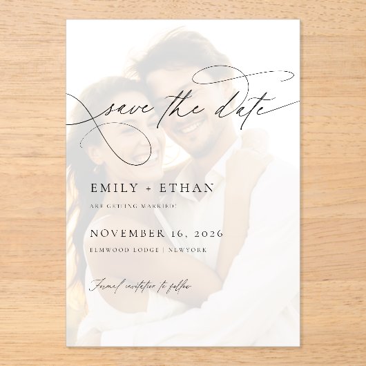 Chic Script Overlay Fotobruiloft Sla de datum op Acryl Uitnodigingen (Voorkant)