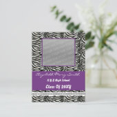 chic violet photo Graduation Invitation (Debout devant)
