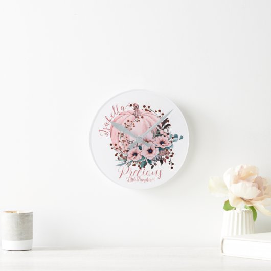 Chic Whimsical White Pink Pumpkin Floral Ronde Klok (Huis)