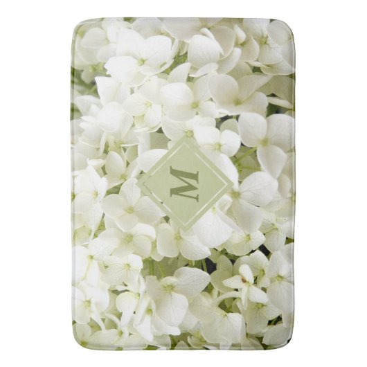Chic White Hydrangea Sage Green Monogram Bath Mat (Voorkant Verticaal)
