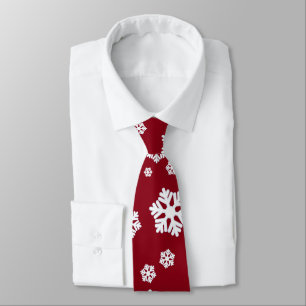 Chic White Snowflakes Nordic Pattern op Dark Red H Stropdas