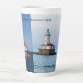 Chicago Breakwater Light 17 oz latte mug (Devant)