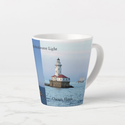 Chicago Breakwater Light mug en latte de 12 oz (Angle droit)