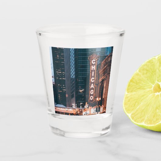 Chicago Illinois Neon Sign 's nachts Shot Glas (Voorkant)