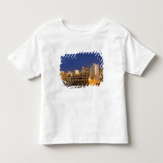 Chicago, Illinois, skyline shot van West Loop Kinder Shirts (Voorkant)