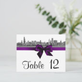 Chicago Skyline Etched BW Paars Table Number Briefkaart (Staand voorkant)