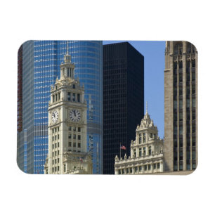 Chicago, Wrigley Building with Trump Hotel & Magneet