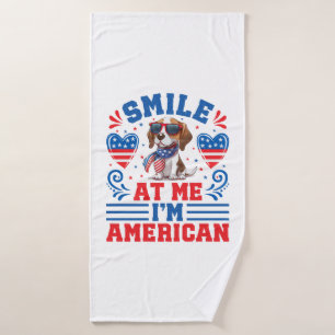 Chien Beagle patriotique pour 4 juillet