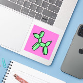 Chien de ballon en vert sur Sticker en Vinyle rose (Ordinateur portable avec iPhone)