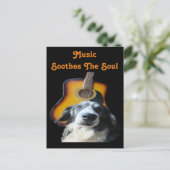 Chien de guitare de carte postale (Debout devant)
