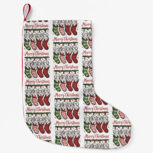 Chien de Noël Chiots mignons dans des chaussettes 