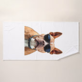 Chien en lunettes de soleil Serviette de bain (Serviette de bain)