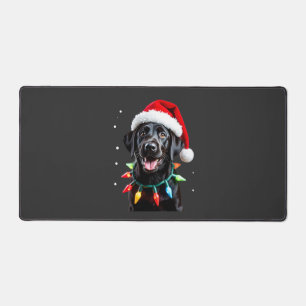 Chien en pyjama à lumières de sapin de Noël Labrad