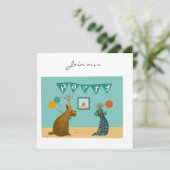 Chien et chat déguisé invitation des casquettes de (Debout devant)