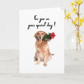 Chien mignon avec fleur dans la bouche, carte d'an (Fleur jaune)