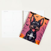 Chien mignon dans une scène d'Halloween avec des c (Devant avec enveloppe)