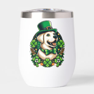 Chien mignon de la Saint Patrick