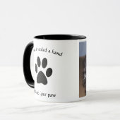 Chien noir et blanc Empreinte de patte Photo Mug (Devant gauche)