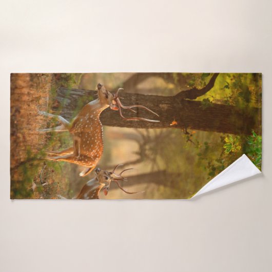 Chien ou cheetal, axe Axe, cerfs tachetés ou axi (Serviette de bain)