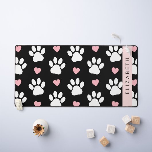 Chien Paws, White Paws, Rose Hearts, Votre Nom (Tableau pour enfants)
