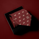 Chiens du Labrador jaune Motif Monogramme<br><div class="desc">Chiens du Labrador jaune motif sur un arrière - plan rouge classique. Personnalisez avec un monogramme pour en faire le cadeau parfait. Vous cherchez une couleur différente ? Pas de problème ! Cliquez simplement sur le bouton "Personnaliser" et sélectionnez la couleur arrière - plan de votre choix.</div>
