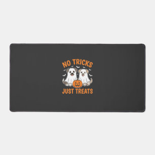 Chiens fantômes d'Halloween Pas de tours juste des