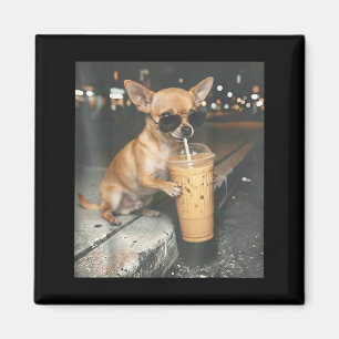 Chihuahua die ijskoffie drinkt grappige dieren mem magneet