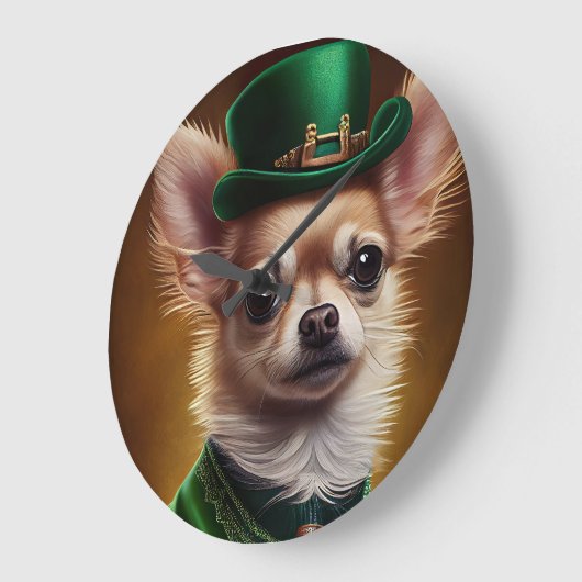Chihuahua Dog in St. Patrick's Day Dress Grote Klok (Hoek)