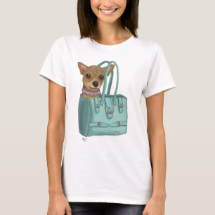 Chihuahua in zak t-shirt