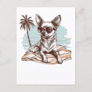 Chihuahua met zonnebril op het strand briefkaart